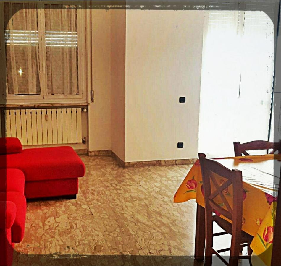 Apartamento Albenga Sul Mare Famiglie Ed Amici Fino 10 Posti Exterior foto